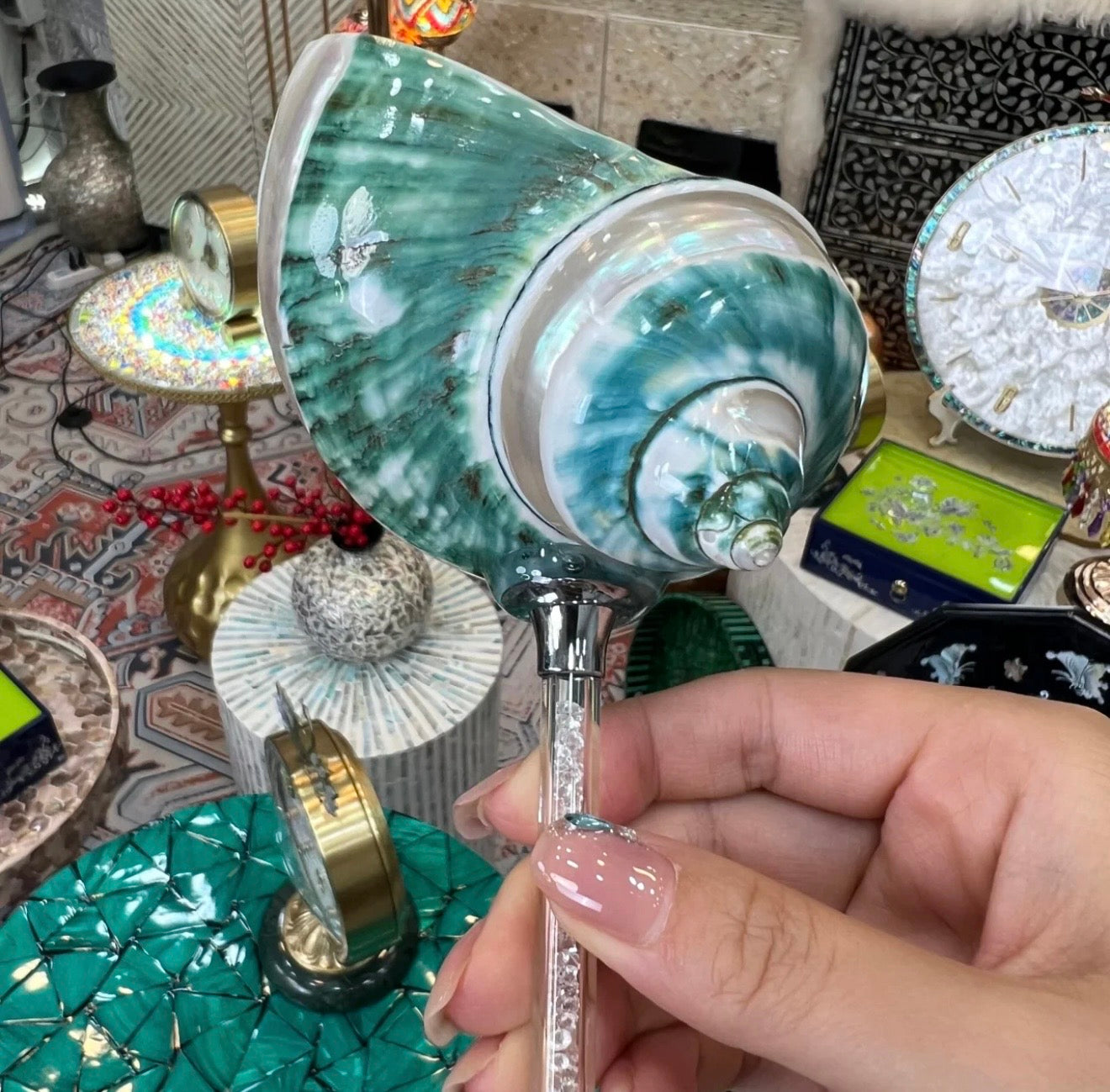 Green "Galaxy Conch" Deep-Sea Shell Handmade Wine Glass Ornament | 1pc